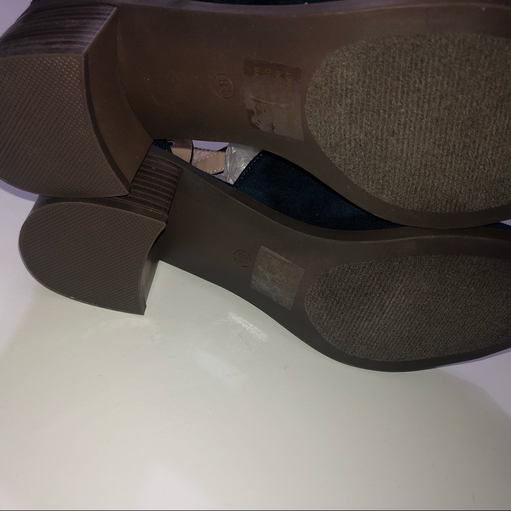 Journee Collection Arbor Blue Sandal - Picture 10 of 15